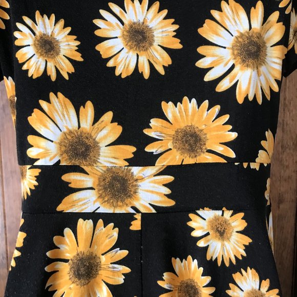 MS Basic Black w/Golden Yellow & White Sunflowers Dress Large - Picture 12 of 14
